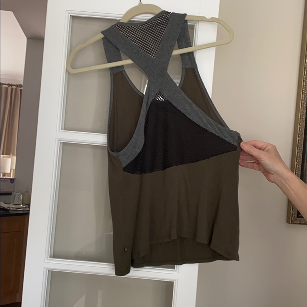 Body Language Workout Tank Top - Picture 2 of 2